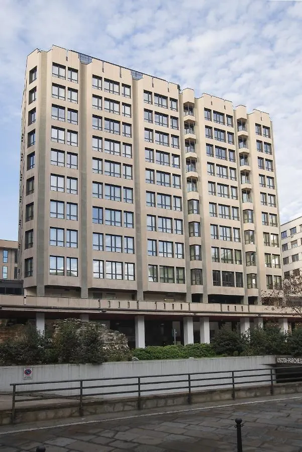 Milan Eleven By Brera Apartments איטליה